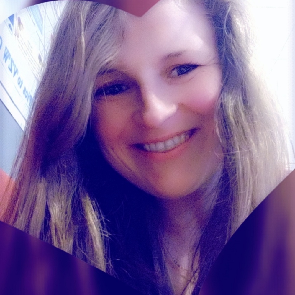 Meet your Posher, Luiza